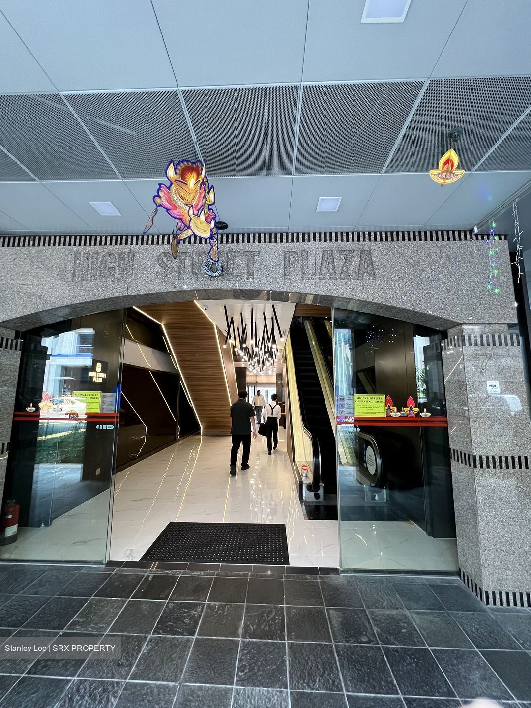 High Street Plaza (D6), Retail #441340121